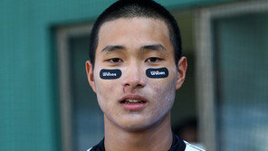 끝내기 안타 친 ‘악바리’ 성영래…광주진흥고, 배재고 꺾고 16강