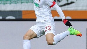 [분데스리가 리포트] “이길 경기였는데…” 그라운드 떠나지 못한 지동원