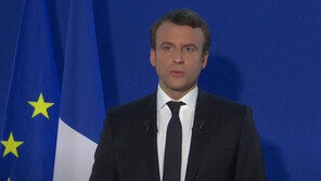 39세 마크롱 66.06% 득표, 프랑스 최연소 대통령 당선…박지원 “佛 안철수”