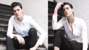 “남자야? 여자야?” 성별 경계 뛰어넘은 모델 눈에 ‘팍’