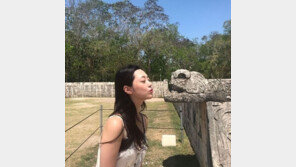 설리, 유적지 훼손 논란…누리꾼 “예정화를 못 봤구나”