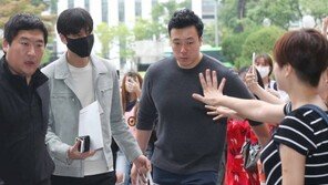 [동아포토]이민호, 팬을 향한 맑은 눈맞춤
