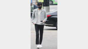 [동아포토]이민호, 사회복무 출근길