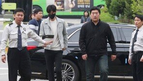 [동아포토]이민호, 영화 속 한장면 같은 출근