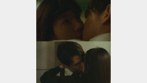 ‘시카고 타자기’ 유아인, 키스 장인 등극…“나쁜 손 대박” “대박 섹시” 女心 들썩