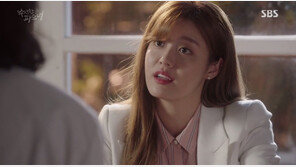 [백솔미의 레알 대사빨] 수상한 파트너 “내가 언제 허락했지? 나 안쓰러워해도 된다고.” 外