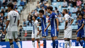쓰라린 패배가 ‘보약’ 되길 바라는 전북과 울산