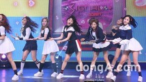 [동아포토]트와이스가 보내는 특별한 신호 ‘시그널’