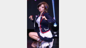 [동아포토]트와이스 정연, 깜놀한 토끼눈