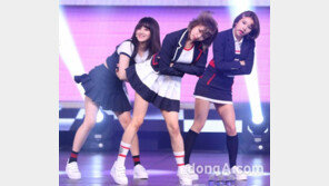 [동아포토]트와이스, 중독성 있는 안무