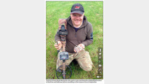 희귀 바이킹 보물 찾은 남성, ‘28억 원’ 횡재