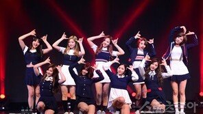 트와이스 “기록의 걸그룹 비결? 9인9색 매력의 힘”