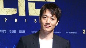 [연예 뉴스 스테이션] 김래원, 상영 영화 장면 인증샷 논란 사과