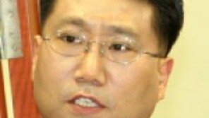 文대통령 최측근 이호철·양정철·최재성의 퇴장…“조선시대 충신같아” “꼭 돌아와달라”