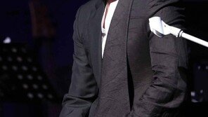 [동아포토]이수, 솔로 앨범 공개.. 감도는 긴장감