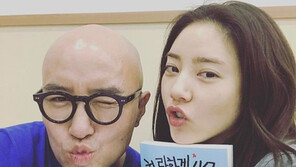 [#해시태그 컷] 손담비 “작가 홍석천 응원해요!”