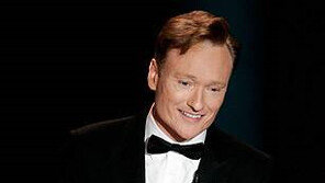 ‘조크 도둑질’ 논란…법정 가는 美 유명 코미디언 코난 오브라이언 