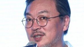 김의성, 文대통령 5·18 기념사에 “눈물 안 멈춰…문빠라 놀려도 좋다”