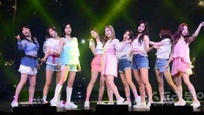 [위클리 매치] 트와이스·블랙핑크vs소시·카라, 닮은꼴 日동반진출