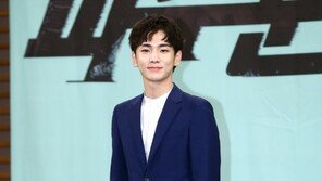 [동아포토]샤이니 키 ‘음악방송 아닌 드라마에서 만나요’