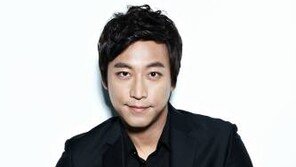 [공식]오만석 非연예인 여성과 교제 “결혼 논의 아직 조심스러운 단계”