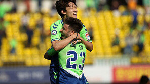 이재성 복귀골에도 웃지 못한 전북