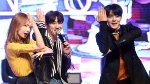 [동아포토]신보라 ＂맵식스 포인트안무 참 쉬어요 ＂