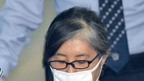 (속보) 최순실 “박근혜 전 대통령 재판에 나오게 한 게 죄, 절대 그럴 분 아냐”