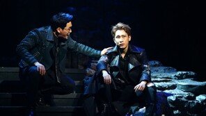 [동아포토]비투비 서은광 ‘슬픔과 분노의 햄릿’