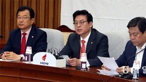 “흠결 인사 두번은 안돼”… 靑 검증 강화로 비서관 발표 지연 