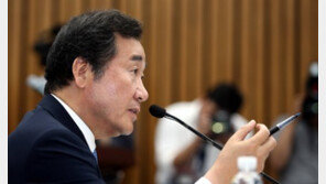 이낙연, ‘청부입법’ 의혹에 “법안과 후원금을 엿 바꿔 먹기야 했겠나”