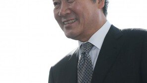 민주당 “이낙연 부인 그림 가필·대작, 확인 결과 사실 아냐…정우택, 직접 해명하길”