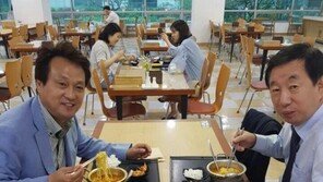 안민석 “‘박쥐 논란’ 김성태 위한 라면 조찬”…김성태 “고만해라, 욕 억수로 먹었다”