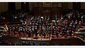 5월의 암스테르담 수놓는 오케스트라의 향연