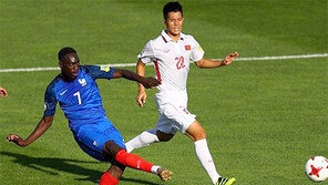 ‘쌍포’ 불 뿜은 프랑스… 오귀스탱 2골-튀랑 1골 합작