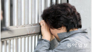 [책의 향기]‘붙으면 살고 떨어지면 죽는’ 시험 지상주의의 역사