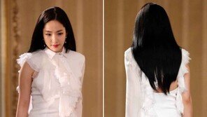 [동아포토]박민영, 시선 사로잡는 명품 각선미