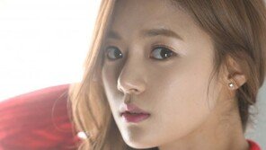 ‘7일의 왕비’ 인형 미모 고보결 누구?…박근형이 극찬한 배우