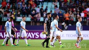 유럽 5개국 16강·최다우승국 아르헨 탈락…유럽·남미 엇갈린 희비