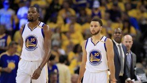 ‘파이널’ 열쇠 쥔 듀란트…ESPN “듀란트 가세한 GS 97% 이긴다”