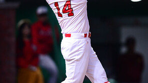 최정, 인천팀 사상 최초 2년연속 홈런왕 청신호