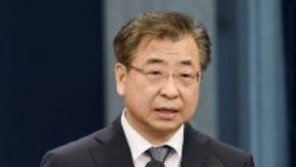 [속보]국회 정보위, 서훈 국정원장 후보자 청문보고서 채택