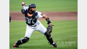 [베이스볼 브레이크] 한화 ‘포수 로사리오’의 득과 실