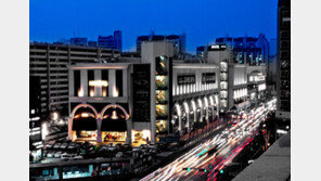 이랜드그룹의 혁신…‘투 트랙 전략’ 빛나네