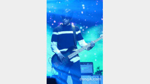 [동아포토]FT아일랜드 이재진 ‘멋진 사운드’