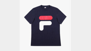 패션업계는 지금, 빅 로고 시대