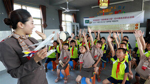 아시아나-中 뤄톈 소학교 ‘아름다운 교실’ 자매결연
