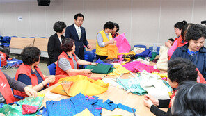 러시아 거주 고려인 동포에 해운대구, 한복 500여벌 전달