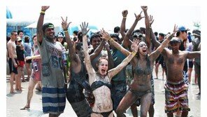 [제5회 한국축제&여행박람회]국적 인종 언어 연령은 잊어라, 머드로 놀자! 