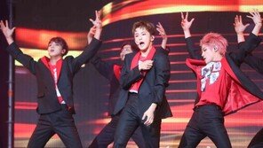 [동아포토]NCT127, 다채로운 체리밤 무대